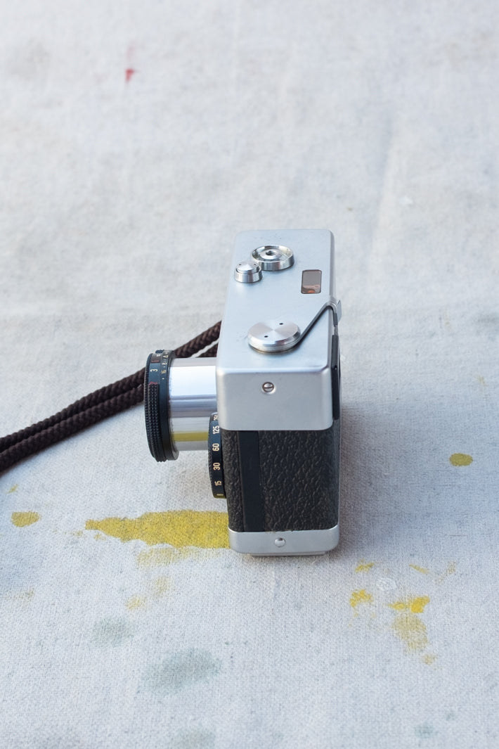 Rollei 35 Film Camera - Silver / Black– Clothing and Home Goods in